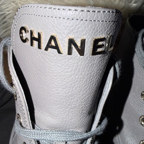 Chanel combat boots - Picture 4 of 9